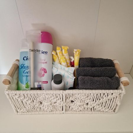 Females Only - Private Bedrooms In Dublin Lucan Εξωτερικό φωτογραφία